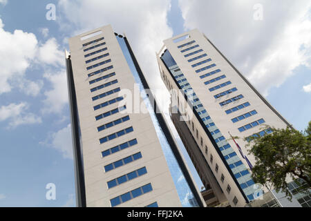 Asuncion, Paraguay. 14th. Februar 2016. Das World Trade Center (WTC) Asunción, ein Business-Komplex, wird an diesem sonnigen Tag in Asuncion, Paraguay, gesehen. Quelle: Andre M. Chang/Alamy Live News Stockfoto