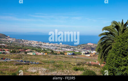 Blick auf La Orotava, eine Stadt im nördlichen Teil der Insel Teneriffa, einer der spanischen Kanarischen Inseln. Stockfoto