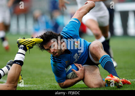 Italiens Luke McLean in Aktion während der Six Nations Rugby Union internationale match zwischen Italien und England. Wo schlägt England Italien auf 40-9 Gäste im Olympiastadion von Rom Stockfoto