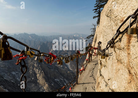 Gefahr-Trail auf dem Süd-Gipfel des Mount Huashan, China. Stockfoto