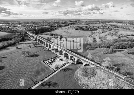 Holmes Chapel Eisenbahnviadukt Luftaufnahmen während Network Rail großen Tiefbau 14. Februar 2016 Stockfoto