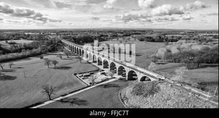 Holmes Chapel Eisenbahnviadukt Luftaufnahmen während Network Rail großen Tiefbau 14. Februar 2016 Stockfoto