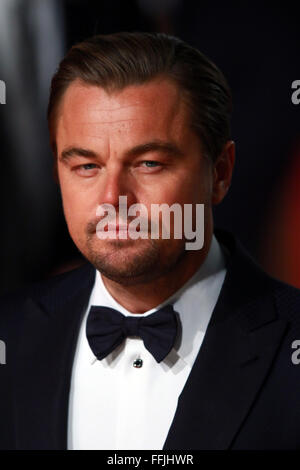 London, UK. 14. Februar 2016. Leonardo DiCaprio bei der BAFTA-2016-Preisverleihung, am Royal Opera House, Covent Garden, London.  © Paul Marriott/Alamy Live-Nachrichten Stockfoto