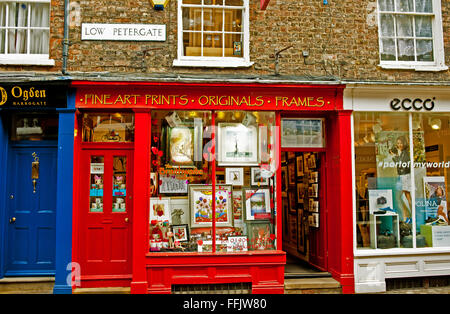 Fine Art Print Shop im niedrigen Petergate, York Stockfoto