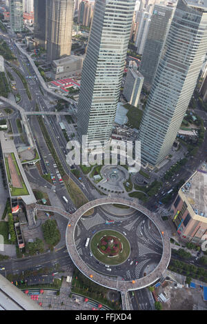 Mingzhu Kreisel, ein Blick vom Oriental Pearl Tower, Shanghai, China Stockfoto