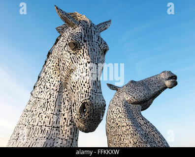2. Februar 2016, Skulptur The Kelpies von Andy Scott, zwei riesigen Pferde-Köpfe in Edelstahl, The Helix Falkirk Schottland. Stockfoto