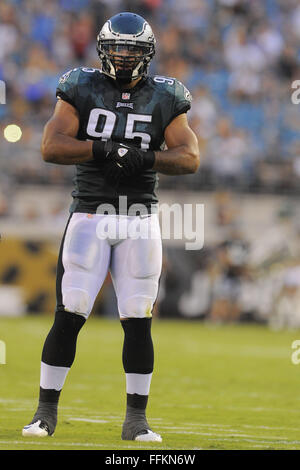 24. August 2013 - Jacksonville, FL, USA - Philadelphia Eagles außerhalb Linebacker Mychal Kendricks (95) während einer Vorsaison NFL Spiel gegen die Jacksonville Jaguars im EverBank Field am 24. August 2013 in Jacksonville, Florida. Die Eagles gewann 31-24... ZUMA PRESS / Scott A. Miller (Credit-Bild: © Scott A. Miller über ZUMA Draht) Stockfoto