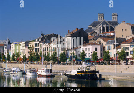 Frankreich, Meuse (55), Verdun Stadt, London Wharf oder Quai de Londres auf Maas am Fluss / / Meuse (55), Ville de Verdun, Quai de Lon Stockfoto