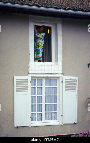 Frankreich, Maas (55), Dorf Beaulieu en Argonne, gefährliche Fensterreparatur Stockfoto