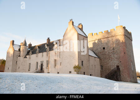 Trommel-Schloss im Schnee in Aberdeenshire, Schottland. Stockfoto