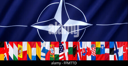 Die 28 Flaggen der Länder der NATO - North Atlantic Treaty Organization Stockfoto