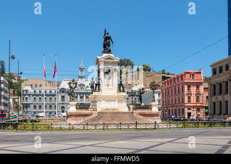 Das Sotomayor Quadrat in Valparaiso, Chile (Monumento ein Los Heroes de Iquique). Stockfoto