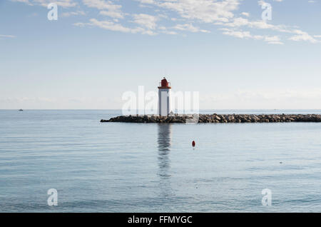 Hafen von Leuchtturm, Saint Jean Cap Ferrat, Alpes Maritimes, Cote d ' Azur, Cote Azur, Frankreich, Europa. Tourismus, Reisen, sonnig Stockfoto