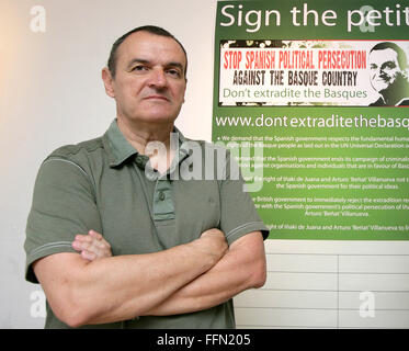 Foto: Baskische Unabhängigkeit Aktivisten Iñaki de Juana vor einer Pressekonferenz, in der ein Chultúrlann (Culterland) auf der Falls Road, West Belfast, Mittwoch, 10. Juni 2009.  Nicht Extradite die Basken-Kampagne durch die Kampagne gegen die Auslieferung von Belfast ansässige baskische Unabhängigkeit Gruppe offiziell ins Leben gerufen wurde. Am Montag, 01 März wird das Gericht von Belfast Satz bei Auslieferung nach Spanien gefordert von ETA Mitglied Jose Ignacio de Juan Chaos auszusprechen. Stockfoto