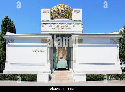 Geographie/Reisen, Österreich, Wien, Secession Hall, in 1897/1898 gebaut von Joseph Maria Olbrich, Additional-Rights - Clearance-Info - Not-Available Stockfoto