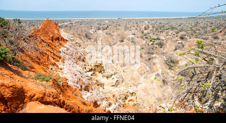 Miradouro da Lua ist eine Reihe von Klippen 40 km südlich von Luanda, Angola. Im Laufe der Zeit, Erosion durch Wind und Regen, die Erstellung der lunar Stockfoto