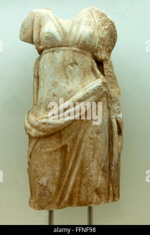 Griechenland, Kreta, Agios Nikolaos, Archäologisches Museum, Frauenstatue Stockfoto