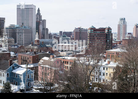 Die Innenstadt von Providence, Rhode Island aus dem College Hill Viertel gesehen. Stockfoto