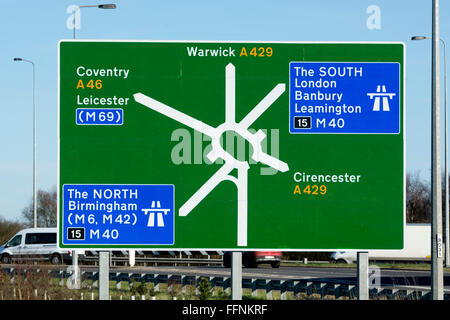 Longbridge Kreisverkehr Zeichen, Warwick, Warwickshire, UK Stockfoto
