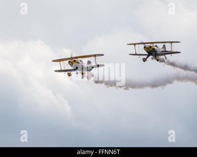 Die Trig Aerobatic Team über Biggin Hill Airport fliegen Stockfoto