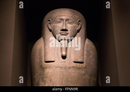 Kopenhagen, Dänemark - 16. Februar 2016: Pharao Statue in der neuen Carlsberg Glyptotek. Stockfoto