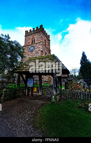 Die Kirche des Hl. Johannes des Täufers an whitbourne ist eine von einer Gruppe von sechs Pfarreien, die die Pfarrei von größeren whitbourne Stockfoto