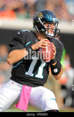 Jacksonville, FL, USA. 7. Oktober 2012. Jacksonville Jaguars quarterback Blaine Gabbert (11) beim Jags 41-3 gegen die Chicago Bears im EverBank Field am 7. Oktober 2012 in Jacksonville, Florida. ZUMA Press/Scott A. Miller. © Scott A. Miller/ZUMA Draht/Alamy Live-Nachrichten Stockfoto