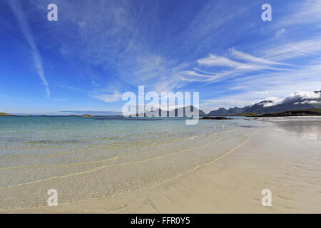 Sandbotnen, Bucht bei Selfjorden, in der Nähe von Fredvang, Flakstad, Moskenesøya Island, Lofoten, Nordland, Norwegen Stockfoto