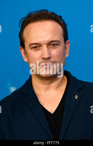 Berlin, Deutschland. 15. Februar 2016. Regisseur Vincent Perez während der "Allein In Berlin/Jeder Stirbt Für Sich Allein" Fototermin bei der 66. Berlin International Film Festival/Berlinale 2016 am 15. Februar 2016 in Berlin, Deutschland. © Dpa/Alamy Live-Nachrichten Stockfoto