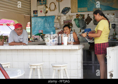 Eine kleine mexikanische Bar Stockfoto