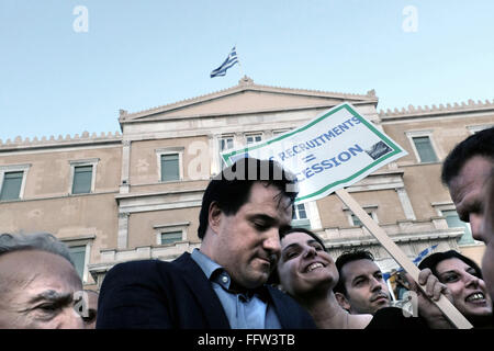 Pro Europa-Demonstration in Syntagma - 18.06.2015 - Griechenland / Attika / Athen - Griechen teilnehmen, in einer proeuropäischen Demonst Stockfoto