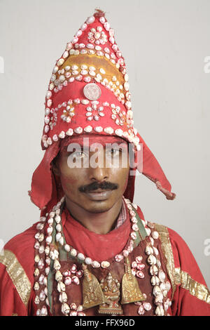 Gondhali von Sholapur Bezirk, Maharashtra, Indien Herr #687V Stockfoto