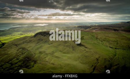 Luftbilder von Game of Thrones Drehort. Westeros - Cairncastle, County Antrim, Nordirland Stockfoto