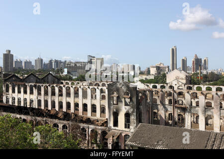 Fabrik zerstört durch Feuer bei Dadar; Bombay; Mumbai; Maharashtra; Indien; asien Stockfoto