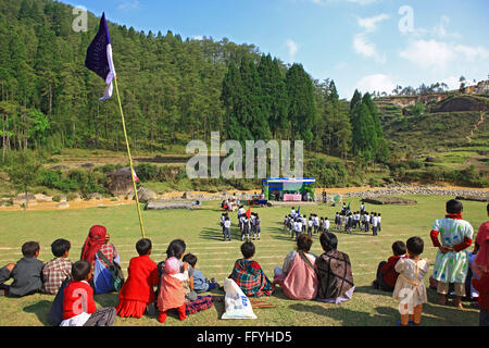 Schule-Funktion in einem Dorf; Meghalaya; Indien Stockfoto