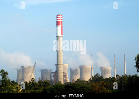 Thermisches Kraftwerk II von Neyveli Braunkohle Corporation begrenzt NLC, Tamil Nadu, Indien Stockfoto