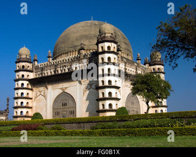 Gol Gumbaz in Bijapur in Karnataka Indien Asien Stockfoto