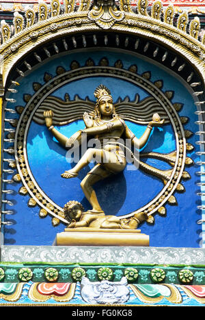 Nataraja Lord Shiva Tandava kosmischen Tanz Nandi Bullen Stuck Arbeit Fassade Nataraja Hall Thanjavur Palast Tamil Nadu durchführen Stockfoto