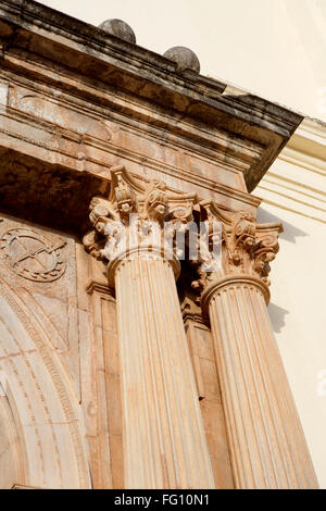 Säule der Haupt-Eingangstür, Se Kathedrale, Kirche erbaute 1528 A.D., UNESCO-Weltkulturerbe, Old Goa, Velha Goa Stockfoto