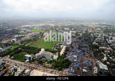 Luftaufnahme von Marol Andheri mit Leela Hotel; Bombay Mumbai; Maharashtra; Indien Stockfoto