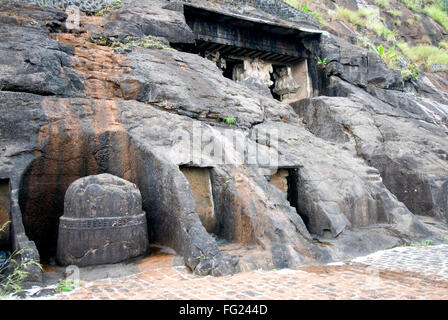 Bedsa Fels geschnitten Höhle aus der Zeit um 2. Jahrhundert v. Chr., District Pune, Maharashtra, Indien Stockfoto