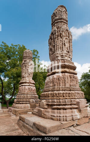 Torana Gateway im Sonnentempel in Modhera; Mehsana; Gujarat; Indien Stockfoto