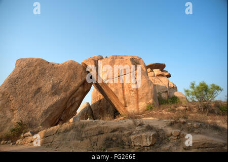 Großer Granit kühner; Hampi; Karnataka; Indien Stockfoto