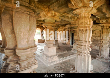 Dekorative Säulen von Somnath Tempel in Dambal; Gadag; Karnataka; Indien Stockfoto