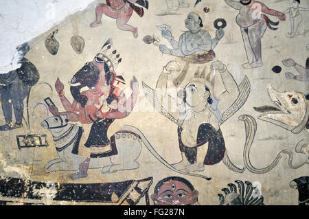 Ganesh auf Maus und Garuda Malerei Orchha Wand in Lakshmi Narayan Tempel Madhya Pradesh, Indien Stockfoto