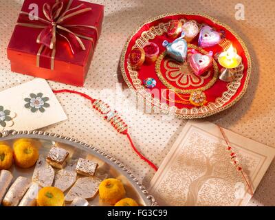 Raksha Bandhan Festival, Rakshabandhan Festival, Rakhi Festival, Konzept, Konzept, Tischplatte, Indien, Asien Stockfoto