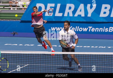 Delray Beach, Florida, USA. 17. Februar 2016. 17. Februar: DELRAY BEACH, FL: Das Team von MIRNYI/HUEY und Niederlage GONZALEZ/FRYSTENBERG 63 76(5) 2016 Delray Beach Open statt eine Turnier der ATP Masters 250 Delray Beach Tennis Center in Delray Beach, Florida. Bildnachweis: Andrew Patron/Zuma Draht Credit: Andrew Patron/ZUMA Draht/Alamy Live-Nachrichten Stockfoto