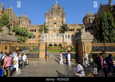 Bahnhof Chhatrapati Shivaji Terminus (CST), früher bekannt als Victoria Terminus, eines der berühmtesten Gebäude von Mumbai Stockfoto