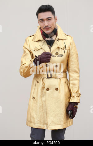 Londoner Sammlungen Männer Herbst/Winter 2016 - Burberry - Ankünfte Mitwirkende: Hu Bing wo: London, Vereinigtes Königreich bei: 11. Januar 2016 Stockfoto