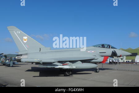 ZK316, ein Eurofighter Typhoon FGR4 tragen die Farben der neu reformierten 1 Squadron, Royal Air Force bei Leuchars im Jahr 2012. Stockfoto